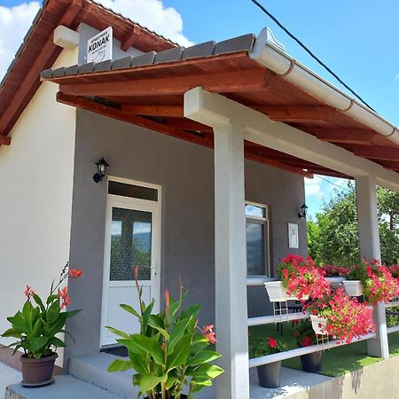 Apartman Konak Prozor Exterior photo